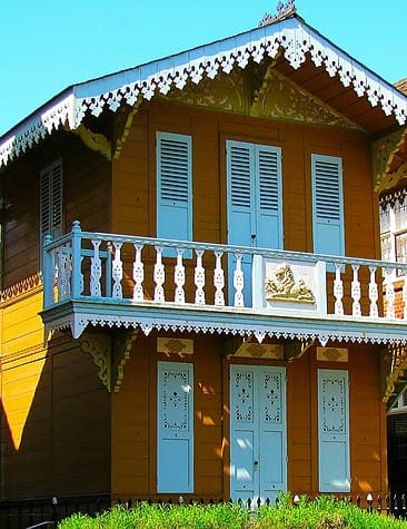 Dickens_Chalet._Medway