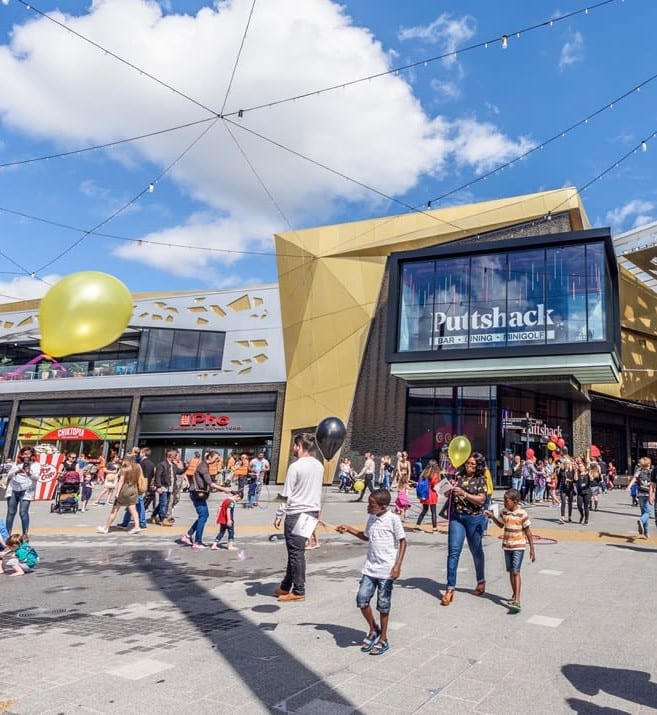 Lakeside Shopping Centre